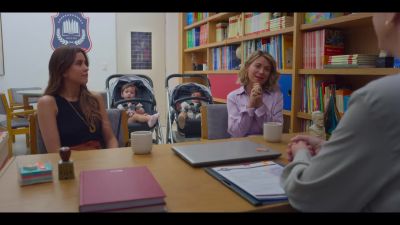 Click to view full size image
==============
Mae_So_Tem_Duas_-_Episodio_3x3_000565.jpg Mae_So_Tem_Duas_-_Episodio_3x3_000565.jpg