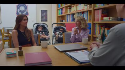 Click to view full size image
==============
Mae_So_Tem_Duas_-_Episodio_3x3_000566.jpg Mae_So_Tem_Duas_-_Episodio_3x3_000566.jpg