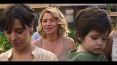 Click to view full size image
==============
Mae_So_Tem_Duas_-_Episodio_3x3_000893.jpg Mae_So_Tem_Duas_-_Episodio_3x3_000893.jpg