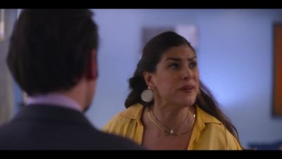 Click to view full size image
==============
Mae_So_Tem_Duas_-_Episodio_3x3_001775.jpg Mae_So_Tem_Duas_-_Episodio_3x3_001775.jpg