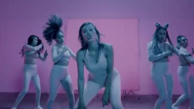 Click to view full size image
==============
Paulina_Goto_-_Rompe_28Vencer_el_miedo29__Videoclip_Oficial_000092.jpg Paulina_Goto_-_Rompe_28Vencer_el_miedo29__Videoclip_Oficial_000092.jpg