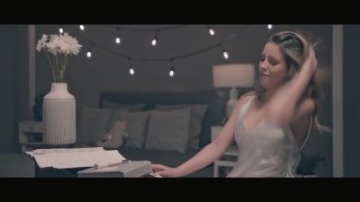 Click to view full size image
==============
Paulina_Goto_-_Me_enamore_28Video_oficial29_000132.jpg Paulina_Goto_-_Me_enamore_28Video_oficial29_000132.jpg