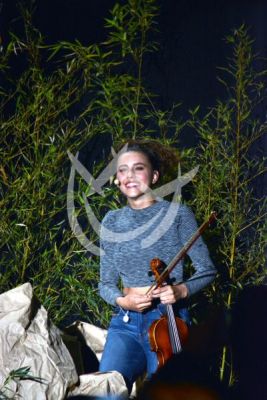 Click to view full size image
==============
6062-PAULINAGOTOUnCaminoHaciaDestino001.jpg 6062-PAULINAGOTOUnCaminoHaciaDestino001.jpg