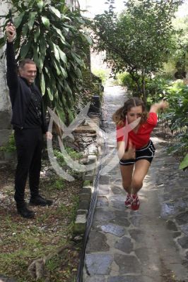 Click to view full size image
==============
7588-PAULINAGOTOelVueloVictoriaPresMx7.jpg 7588-PAULINAGOTOelVueloVictoriaPresMx7.jpg